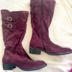 Born,  like new calf height maroon suede boots size 10. Lined inside for warmth